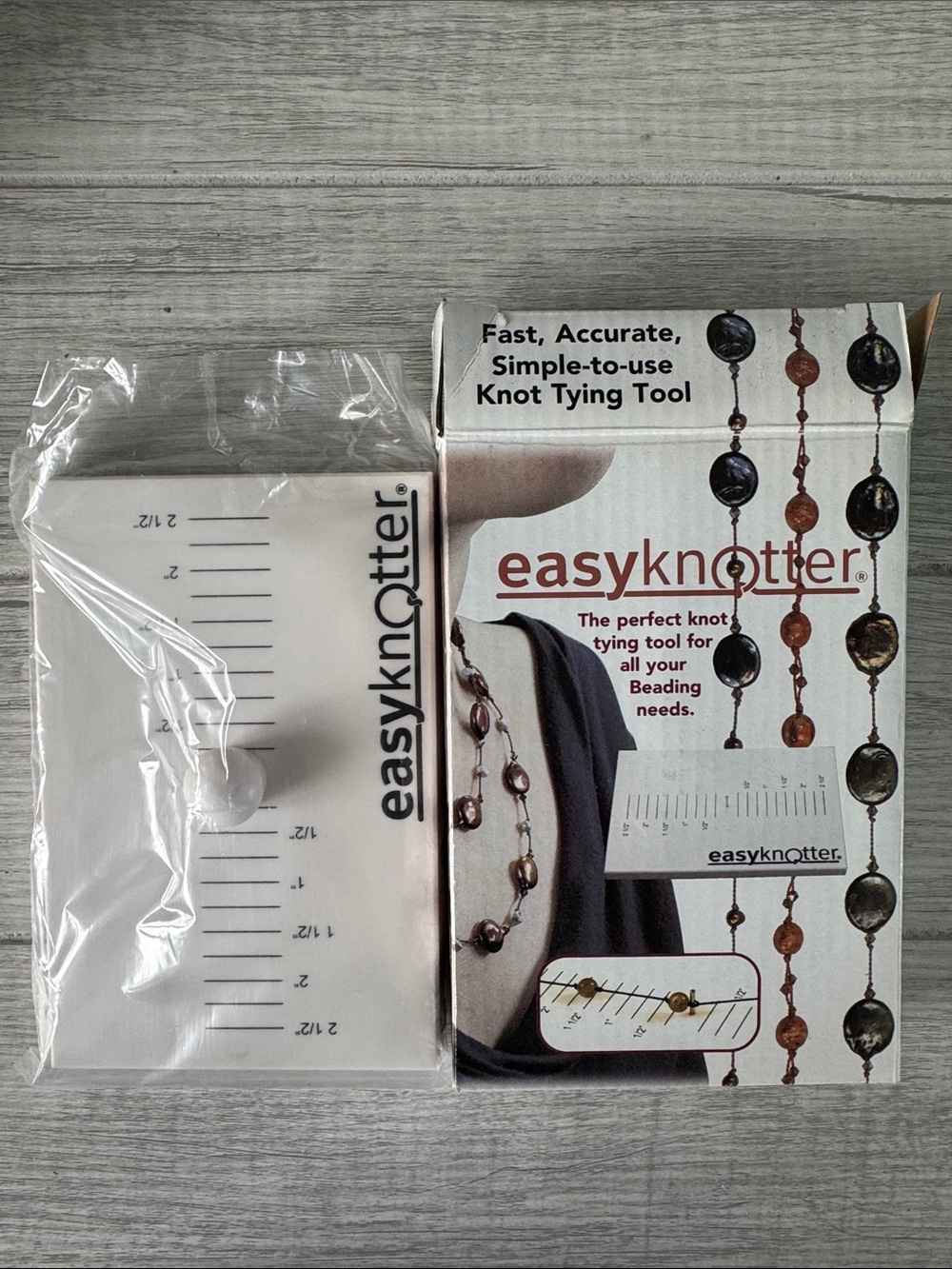 EasyKnotter Bead Knot Tying Tool in White